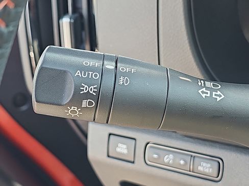 Used 2025 Nissan Frontier Pro-X w/ Pro Convenience Package RWD image 25