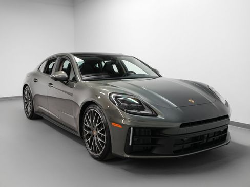 Certified 2026 Porsche Panamera 4 AWD/4WD image 10