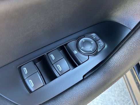 Certified 2023 Chevrolet Blazer RS w/ Enhanced Convenience Package image 13