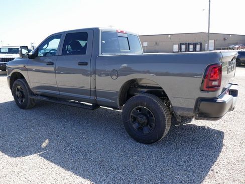 New 2026 RAM 2500 Tradesman AWD/4WD image 8
