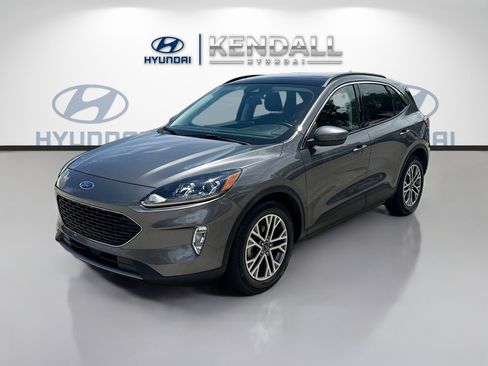Used 2022 Ford Escape SEL FWD image 3