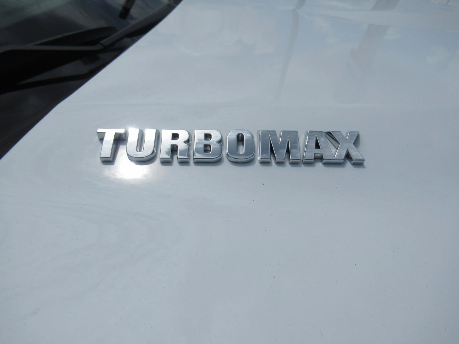 Certified 2025 Chevrolet Silverado 1500 Custom RWD image 30