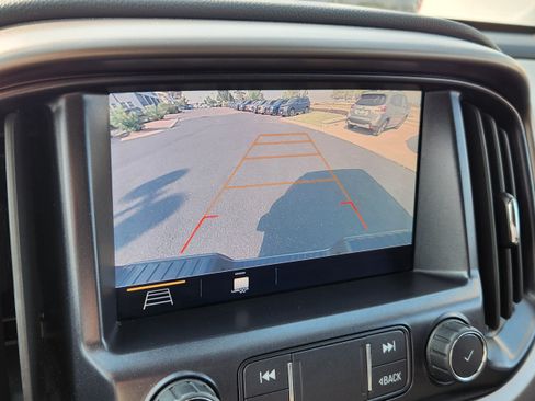 Used 2022 Chevrolet Colorado Z71 w/ Safety Package AWD/4WD image 19