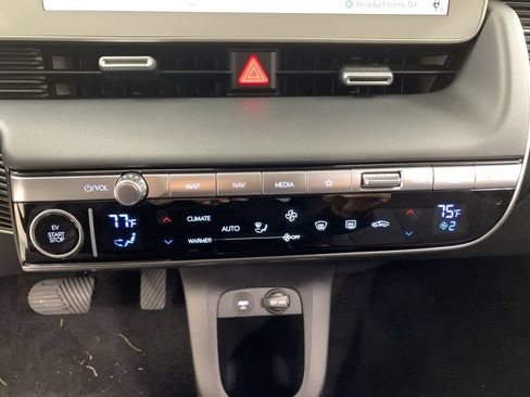 Used 2024 Hyundai Ioniq 5 SEL AWD/4WD image 17