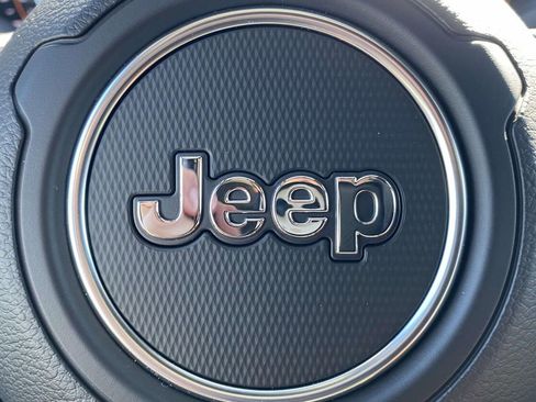 New 2026 Jeep Gladiator Sport AWD/4WD image 24