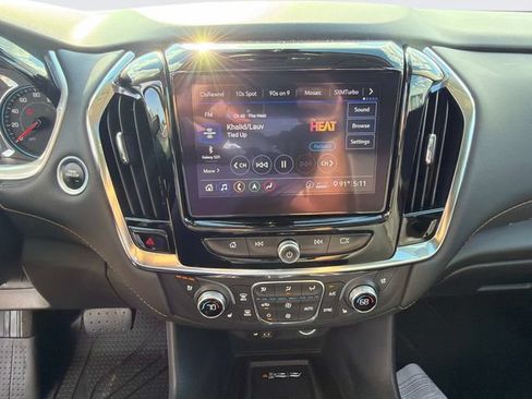 Used 2021 Chevrolet Traverse Premier w/ Redline Edition AWD/4WD image 32