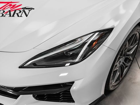 Used 2023 Chevrolet Corvette Z06 w/ Engine Appearance Package image 19