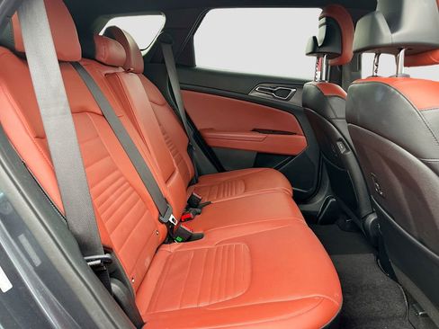 Used 2023 Kia Sportage SX image 29