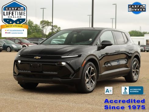 Used 2025 Chevrolet Equinox EV LT FWD image 3