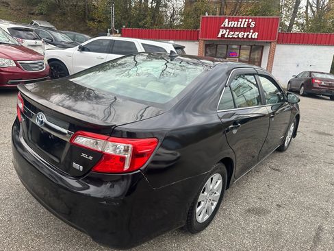 Used 2012 Toyota Camry XLE w/ Leather Pkg image 4