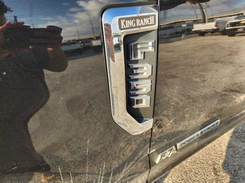 Used 2021 Ford F350 King Ranch w/ King Ranch Ultimate Package AWD/4WD image 9