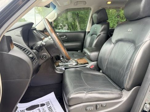 Used 2014 INFINITI QX80 4WD w/ Deluxe Touring Package image 10