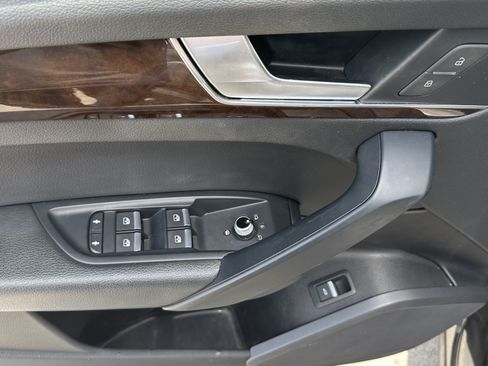 Used 2019 Audi Q5 2.0T Premium AWD/4WD image 17