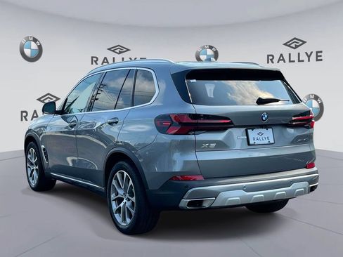 Used 2024 BMW X5 xDrive40i w/ Parking Assistance Package AWD/4WD image 6