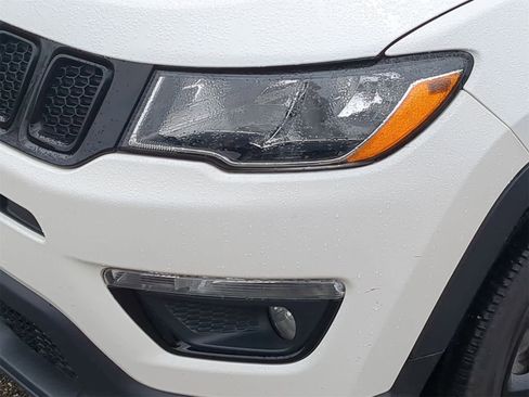 Certified 2018 Jeep Compass Latitude w/ Popular Equipment Group image 11