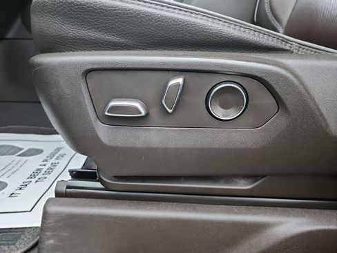 Used 2024 GMC Sierra 2500 Denali w/ Denali Reserve Package image 15