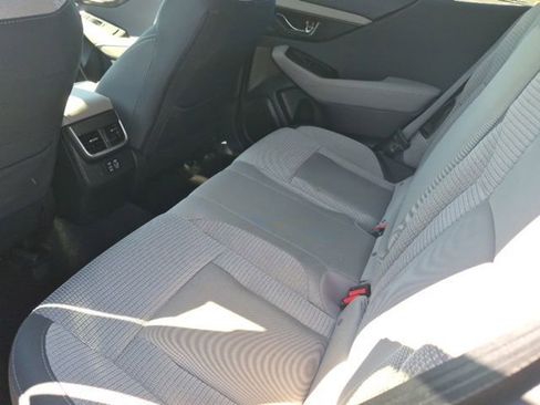 Used 2024 Subaru Outback Premium AWD/4WD image 13