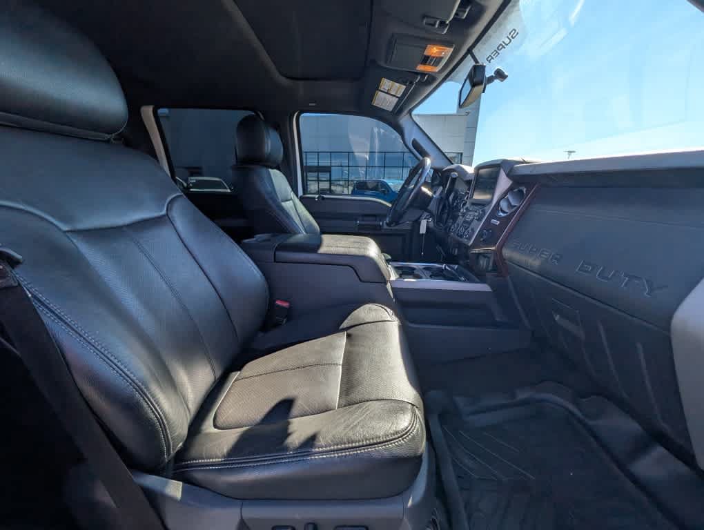 Used 2016 Ford F350 Lariat w/ Lariat Ultimate Package AWD/4WD image 24
