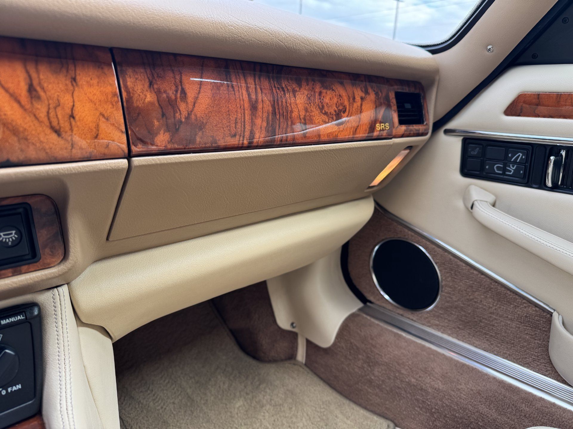 Used 1996 Jaguar XJS 4.0 Convertible RWD image 72