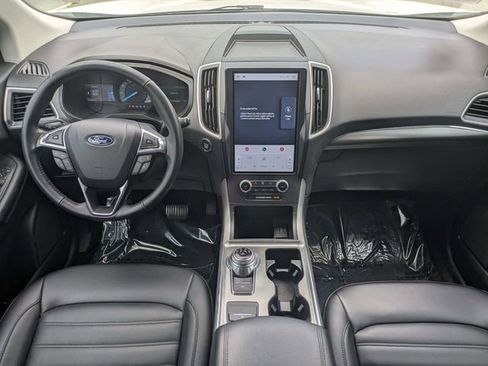 Used 2022 Ford Edge SEL w/ Convenience Package AWD/4WD image 16