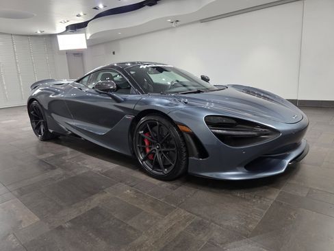 Used 2024 McLaren 750S RWD image 27