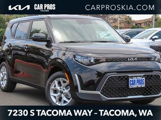 New 2025 Kia Soul LX w/ LX Technology Package image 1