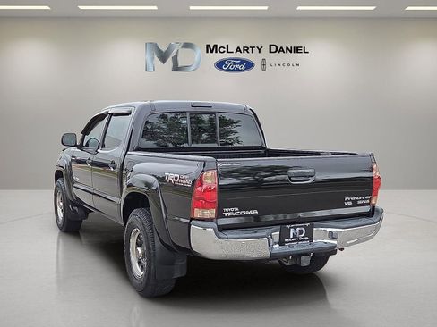 Used 2006 Toyota Tacoma PreRunner RWD image 4