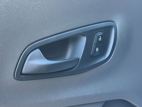 Used 2020 Ford Transit 250 148 High Roof AWD image 12