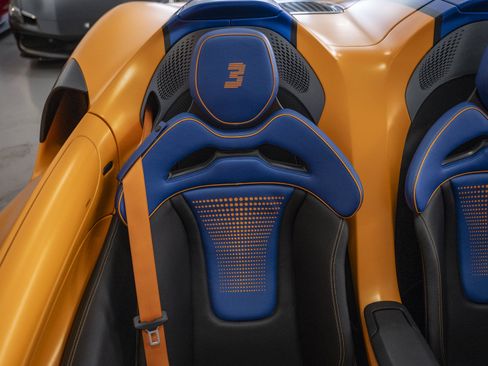 Used 2021 McLaren Elva RWD image 67