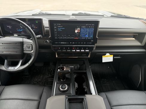 New 2025 GMC Hummer EV 3X w/ Extreme Off-Road Package image 15