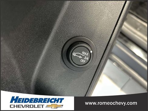 Certified 2019 Chevrolet Equinox LT image 29