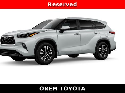 New 2026 Toyota Highlander XLE AWD/4WD image 2