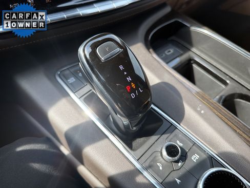 Used 2021 Cadillac Escalade Premium Luxury w/ Driver Assist Tech Package AWD/4WD image 26