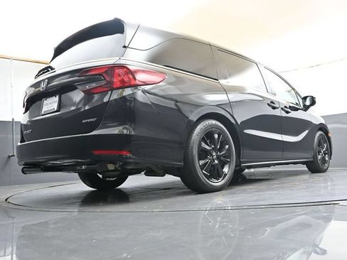 Used 2023 Honda Odyssey Sport image 45