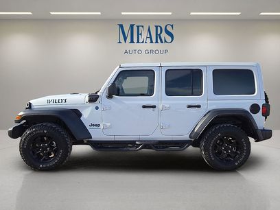 Used 2023 Jeep Wrangler Unlimited w/ 8.4" Radio Group