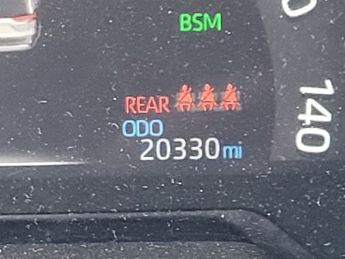 Certified 2025 Toyota RAV4 XLE image 28