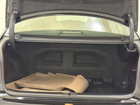 Used 2017 Lexus ES 300h w/ Luxury Package FWD image 27