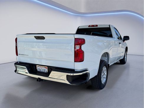 Used 2022 Chevrolet Silverado 1500 W/T RWD image 6