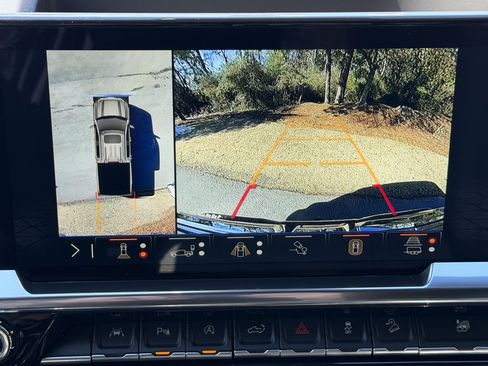 New 2026 GMC Sierra 1500 SLT image 38