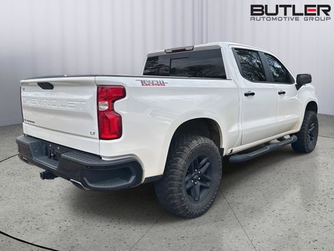 Used 2021 Chevrolet Silverado 1500 LT Trail Boss w/ Convenience Package II image 8