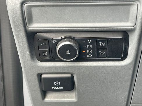 Used 2024 Ford F150 XLT w/ Mobile Office Package image 17