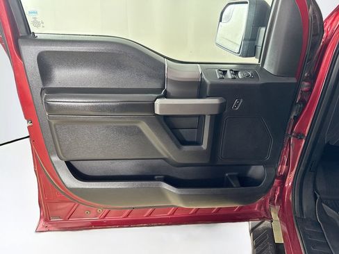 Used 2016 Ford F150 XLT w/ Equipment Group 302A Luxury AWD/4WD image 11