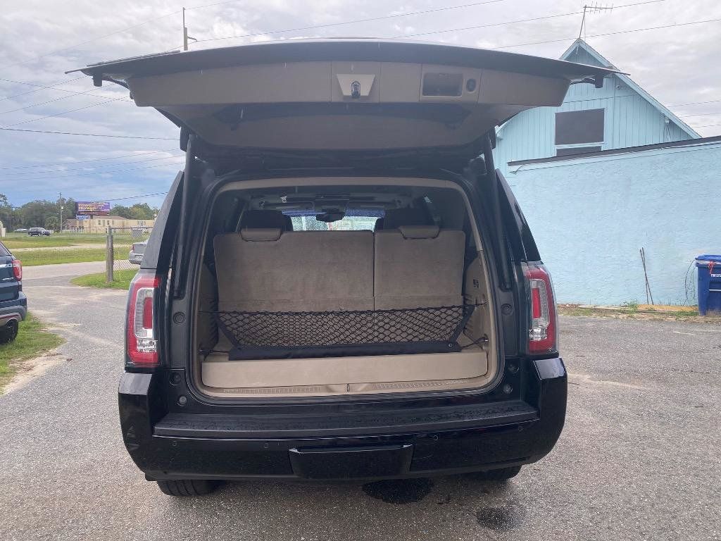 Used 2018 GMC Yukon SLT w/ Open Road Package AWD/4WD image 17