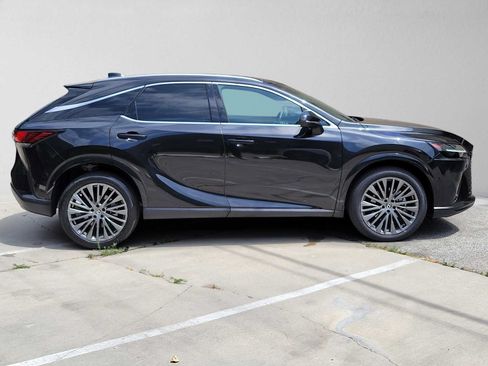 Used 2023 Lexus RX 350 FWD w/ Cold Area Package image 2