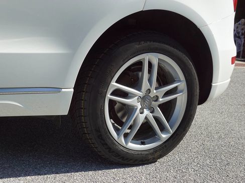 Used 2017 Audi Q5 2.0T Premium image 15