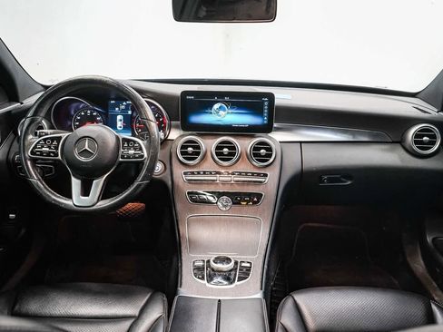 Used 2019 Mercedes-Benz C 300 Sedan image 12