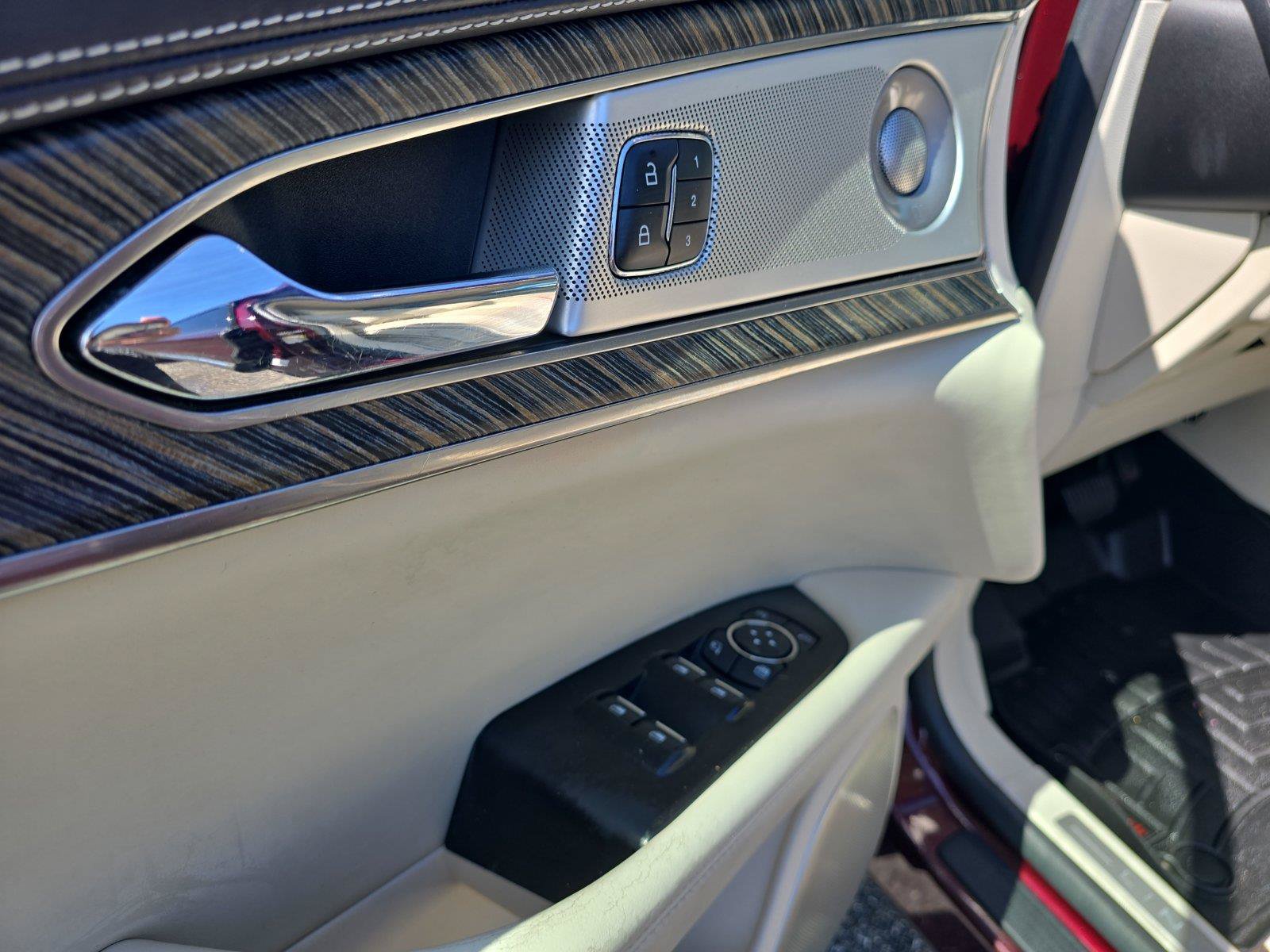 Used 2019 Lincoln Nautilus Black Label AWD/4WD image 25