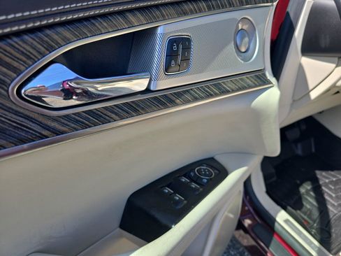 Used 2019 Lincoln Nautilus Black Label AWD/4WD image 25