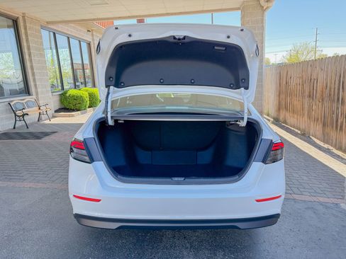 Used 2025 Honda Accord Sport image 29