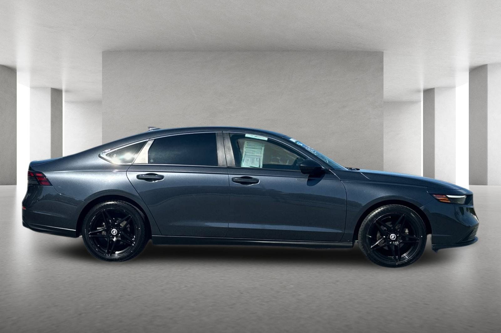 Used 2023 Honda Accord LX image 3